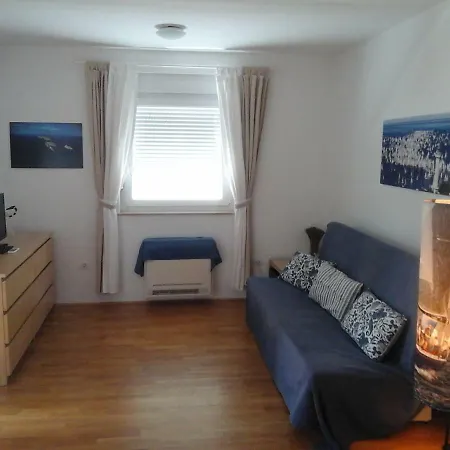Apartment Maestral *