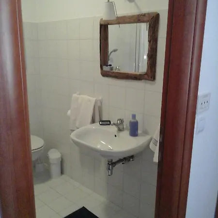 아파트 Maestral 반졸레